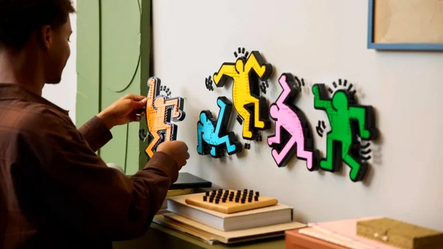 keith haring lego 02