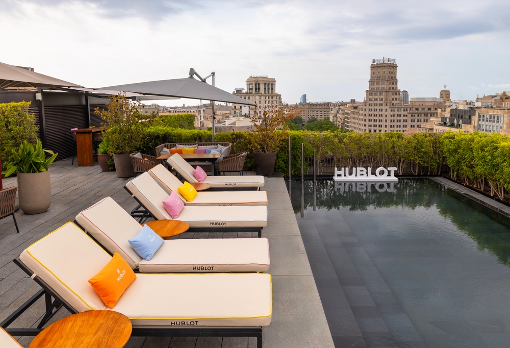Barcelona se viste de verano con Terrat by Hublot: sunsets, cócteles y relojería suiza desde lo más alto del Mandarin Oriental